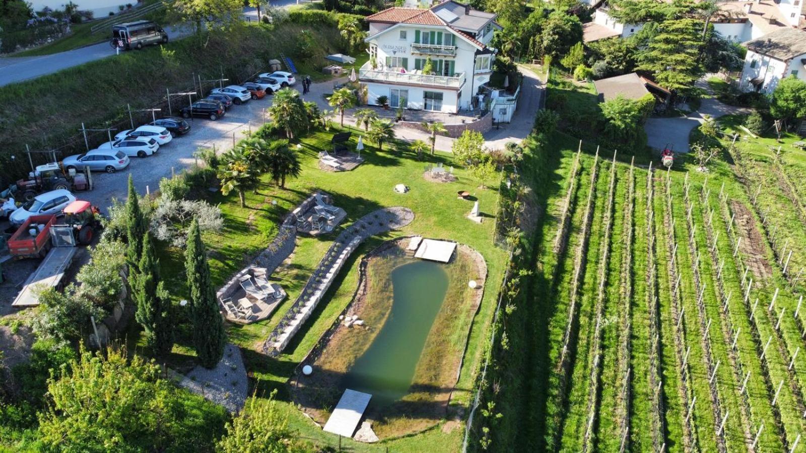 Burgunderhof Villa Montagna Exteriör bild